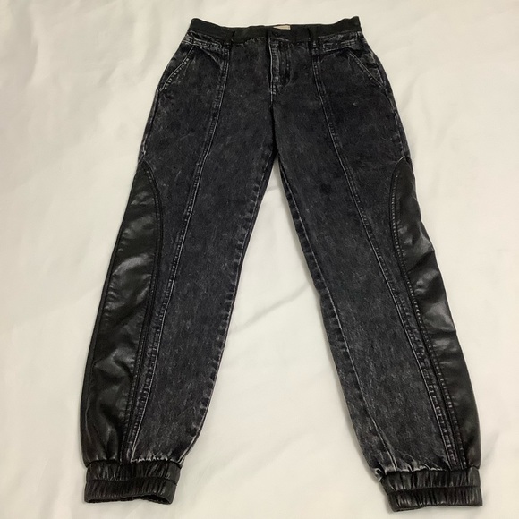 Alice + Olívia Jenny Vegan Leather Combo Jeans size 26 NWT (W629) - Picture 3 of 16